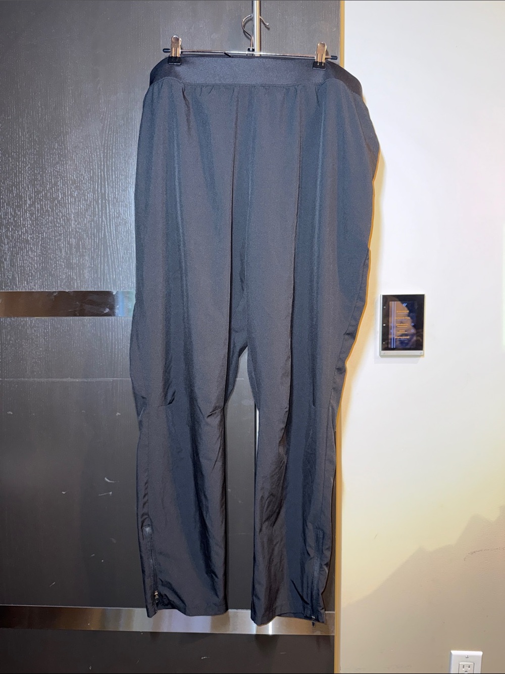 Old Navy Men's Black Jogger-Style Sweatpants